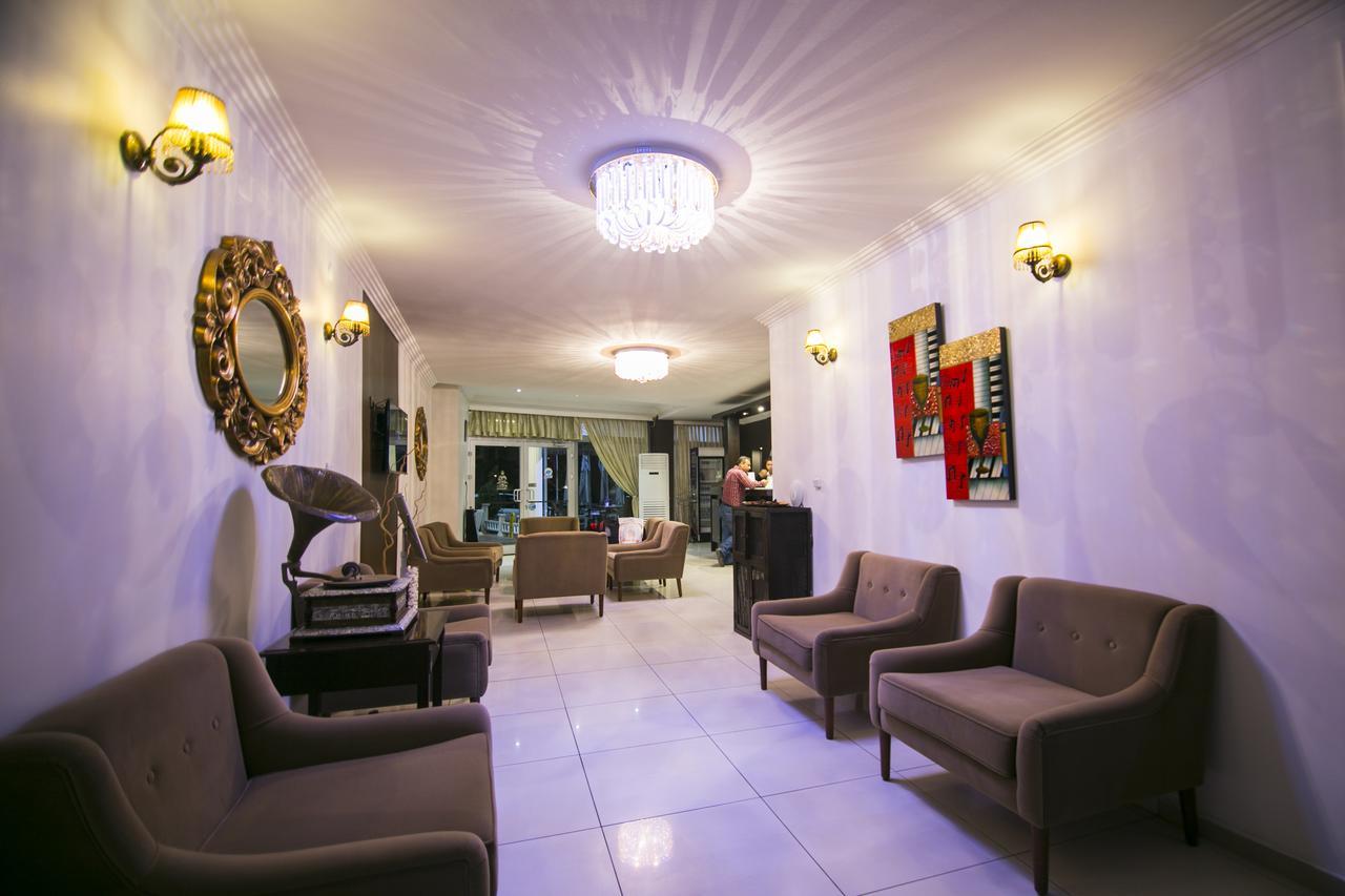 Cevik Palace Otel 안탈리아 외부 사진