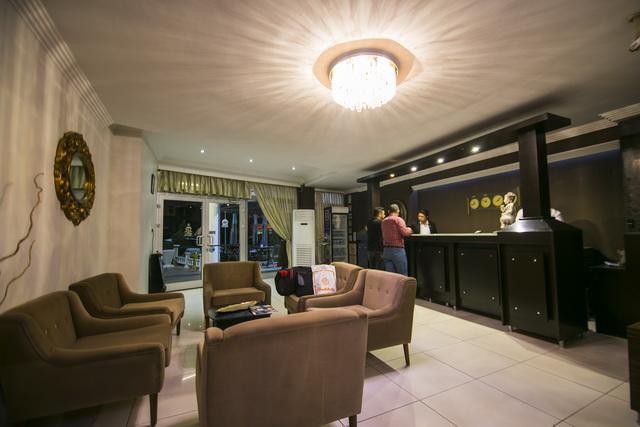 Cevik Palace Otel 안탈리아 외부 사진